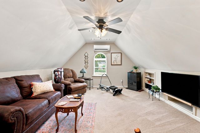 1002 Tyburn Lane, Frankfort, KY 40601