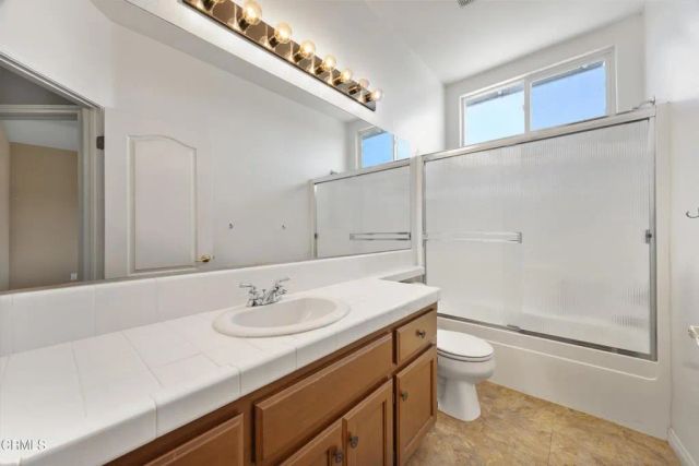 12419 Schooner Beach Drive, Bakersfield, CA 93311