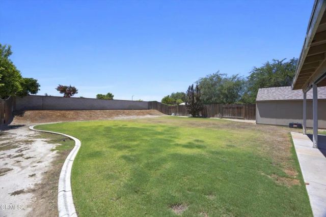 12419 Schooner Beach Drive, Bakersfield, CA 93311