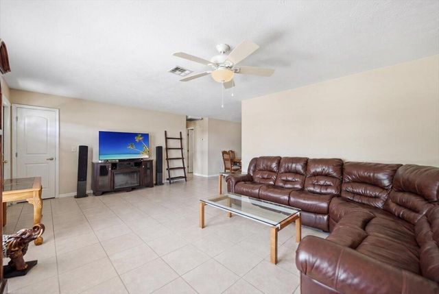 667 SE Faith Terrace, Port St. Lucie, Port St Lucie, FL 34983