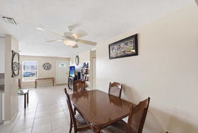 667 SE Faith Terrace, Port St. Lucie, Port St Lucie, FL 34983
