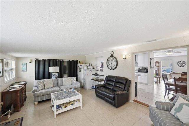 667 SE Faith Terrace, Port St. Lucie, Port St Lucie, FL 34983