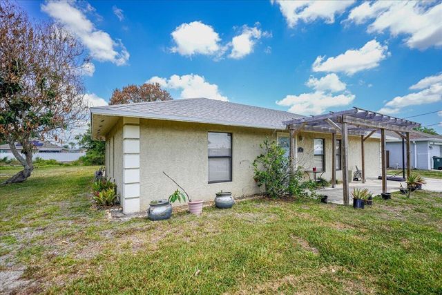 667 SE Faith Terrace, Port St. Lucie, Port St Lucie, FL 34983