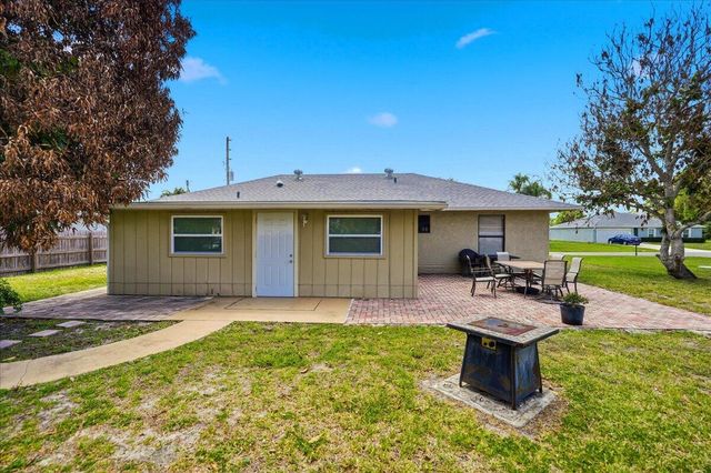 667 SE Faith Terrace, Port St. Lucie, Port St Lucie, FL 34983