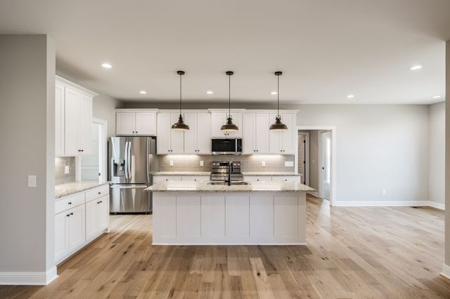 159 S Ray Rd, Portland, TN 37148