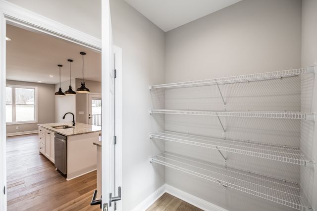 159 S Ray Rd, Portland, TN 37148