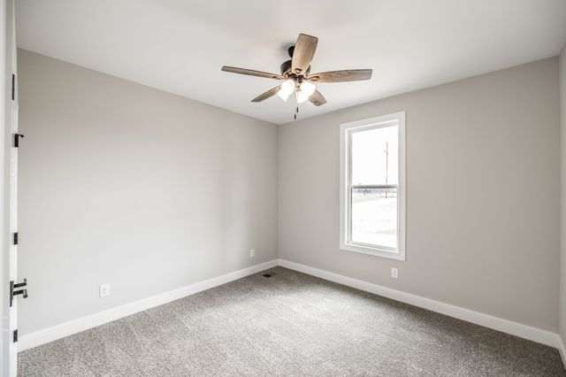 159 S Ray Rd, Portland, TN 37148