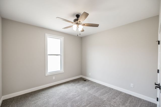 159 S Ray Rd, Portland, TN 37148