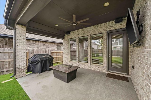 16343 Tawny Emperor Drive, Humble, TX 77346