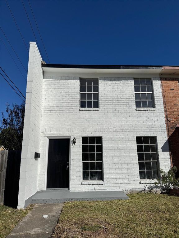 9114 Kempwood Drive 9114, Houston, TX 77080