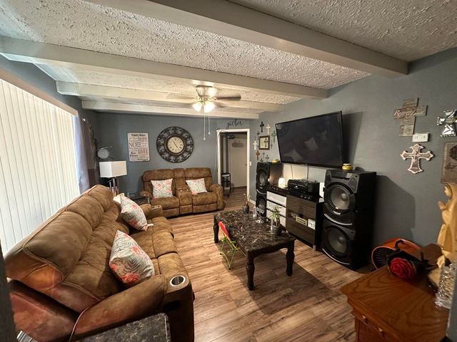 1007 Xenia Street, Plainview, TX 79072