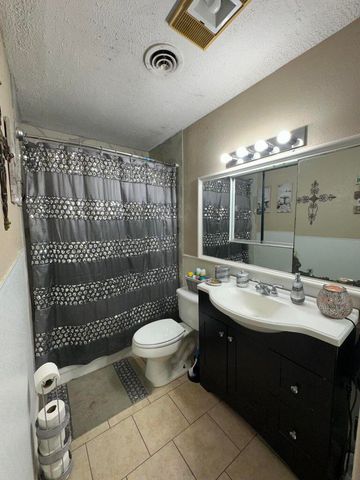 1007 Xenia Street, Plainview, TX 79072