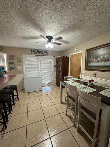 1007 Xenia Street, Plainview, TX 79072