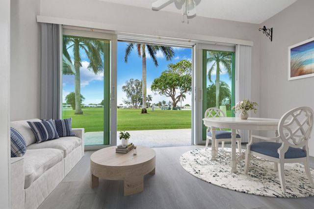 1802 Ocean Drive 112, Boynton Beach, FL 33426