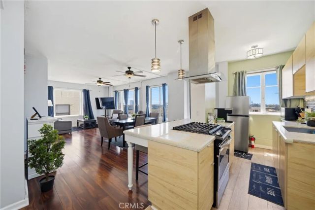 360 W Ocean Boulevard 607, Long Beach, CA 90802