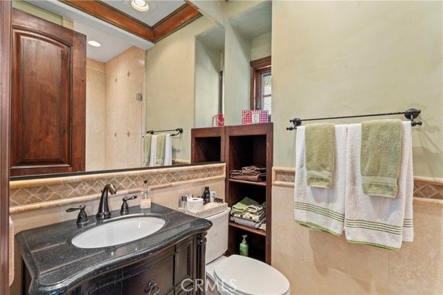 207 Blue Lake Road, Lake Arrowhead, CA 92352