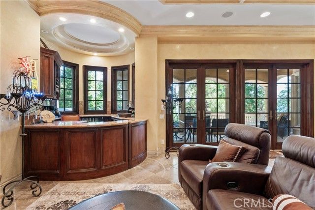 207 Blue Lake Road, Lake Arrowhead, CA 92352