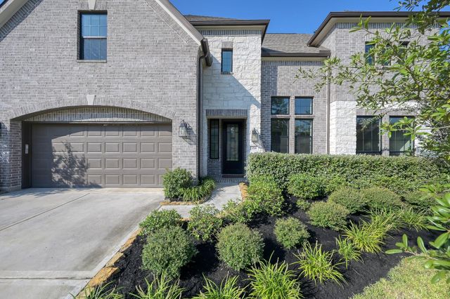 359 Calmato Woods Way, Conroe, TX 77318