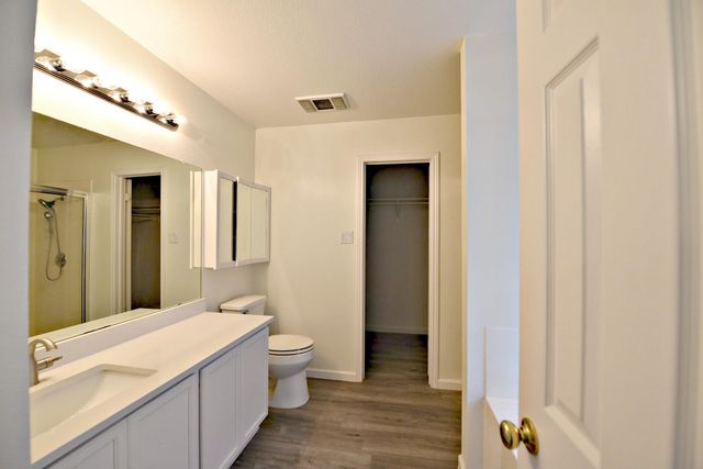 2001 Garrison DR, Leander, TX 78641