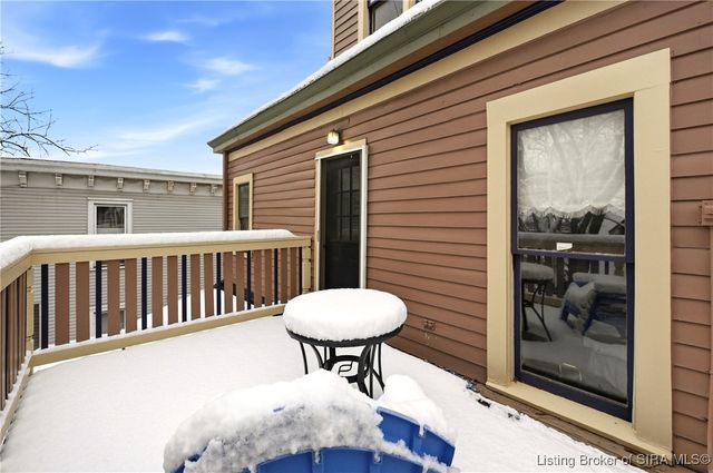 209 W Market Street, Jeffersonville, IN 47130