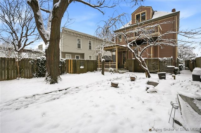 209 W Market Street, Jeffersonville, IN 47130