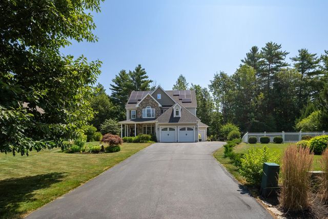 144 Boxwood Lane, Dover, NH 03820