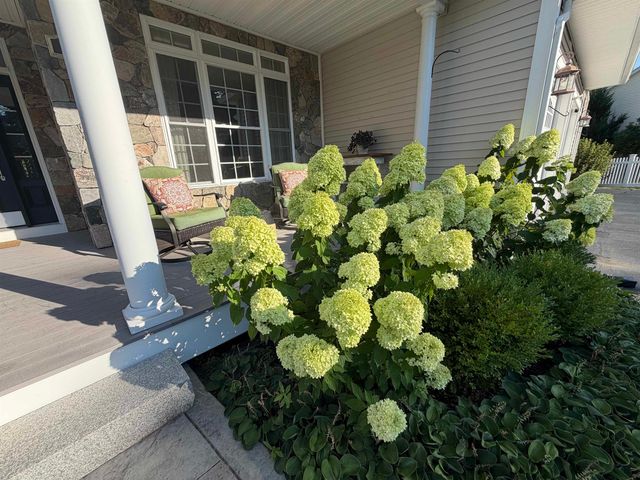144 Boxwood Lane, Dover, NH 03820