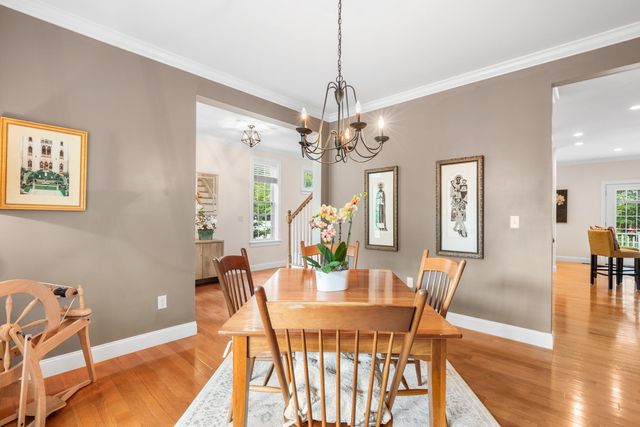 144 Boxwood Lane, Dover, NH 03820