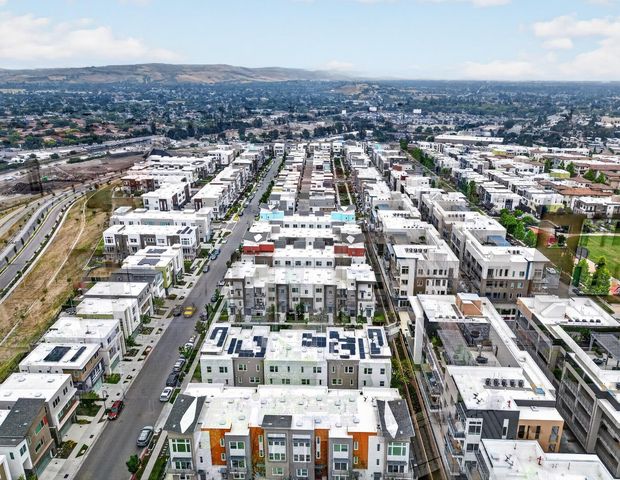 254 Agustin Narvaez 7, San Jose, CA 95136