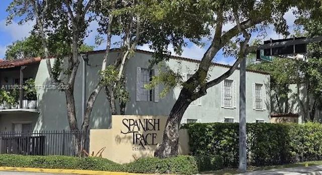 10784 N Kendall Dr D4, Miami, FL 33176