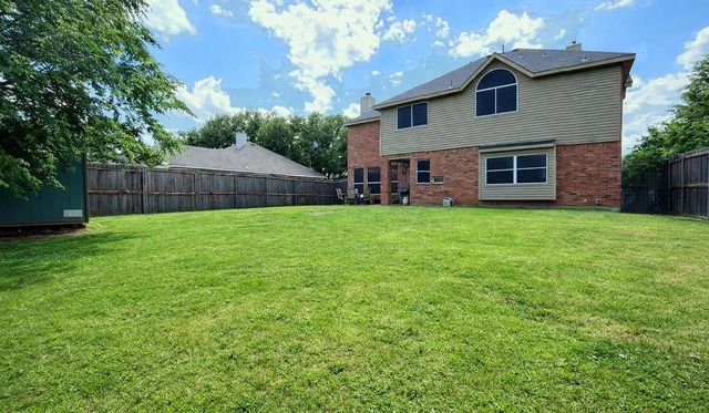 2223 Briary Trace Court, Lewisville, TX 75077