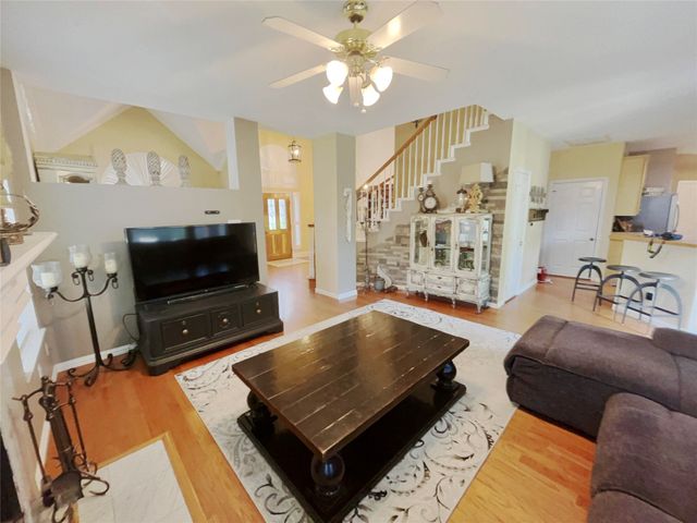 2223 Briary Trace Court, Lewisville, TX 75077