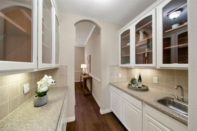 4410 Westerdale Drive, Fulshear, TX 77441