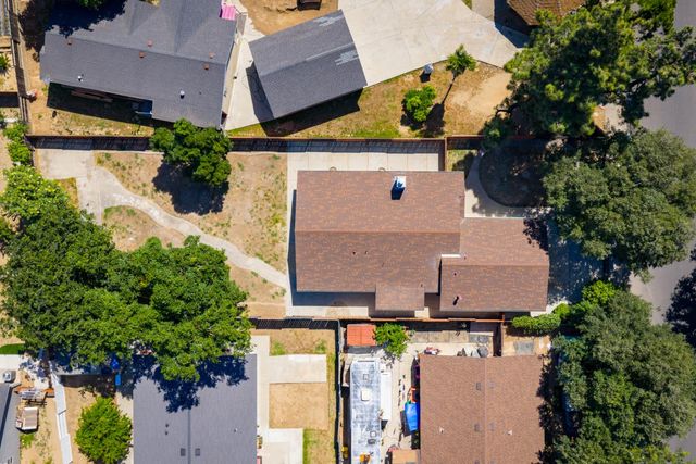 1833 Mimi Way, Modesto, CA 95351