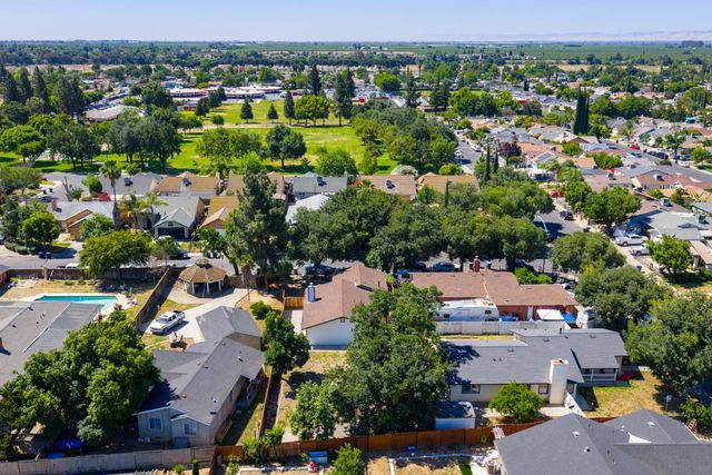 1833 Mimi Way, Modesto, CA 95351