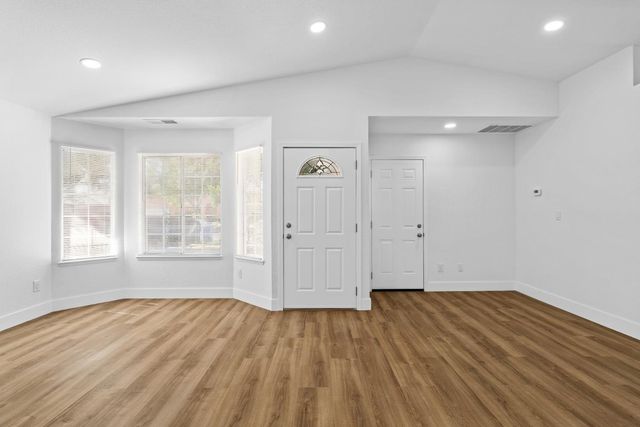 1833 Mimi Way, Modesto, CA 95351