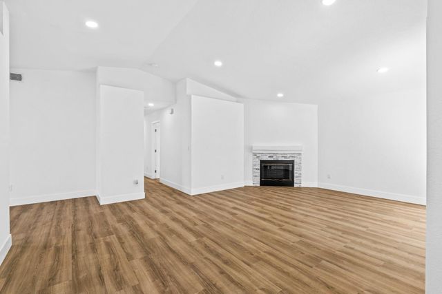 1833 Mimi Way, Modesto, CA 95351