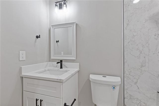 551 Briggs SW Circle, Lilburn, GA 30047