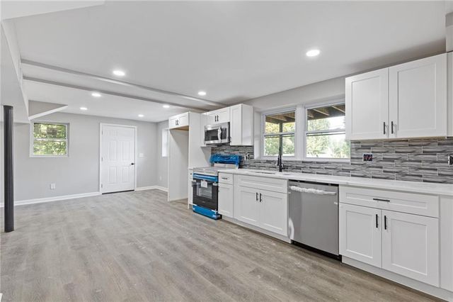 551 Briggs SW Circle, Lilburn, GA 30047