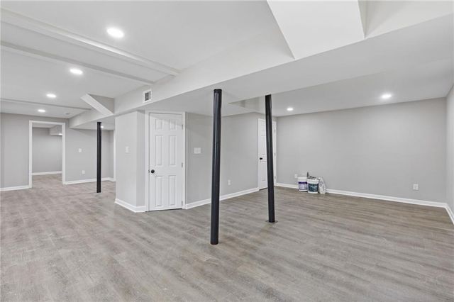 551 Briggs SW Circle, Lilburn, GA 30047