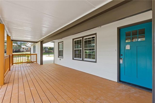 551 Briggs SW Circle, Lilburn, GA 30047