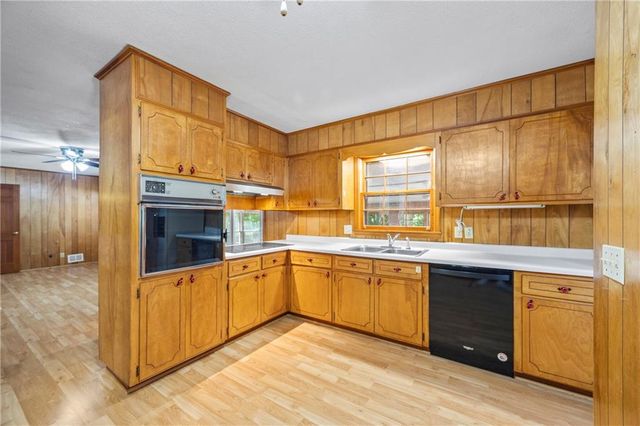 200 Kings Road, Athens, GA 30606