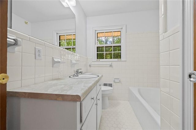 200 Kings Road, Athens, GA 30606