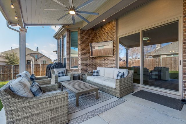 1720 Snowdrop Drive, Celina, TX 75078