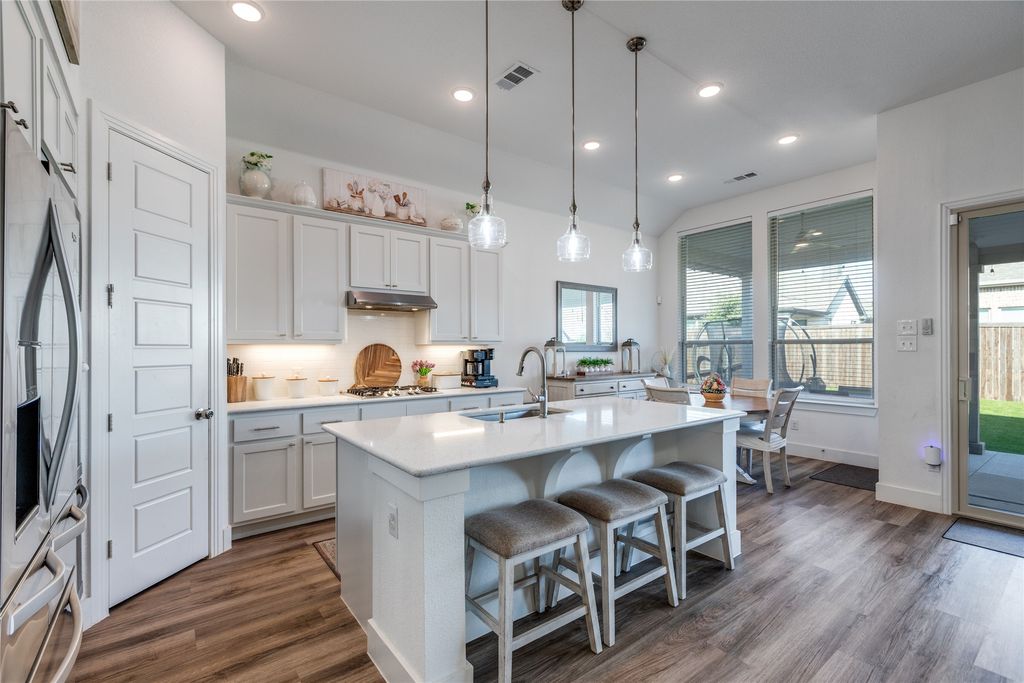 1720 Snowdrop Drive, Celina, TX 75078