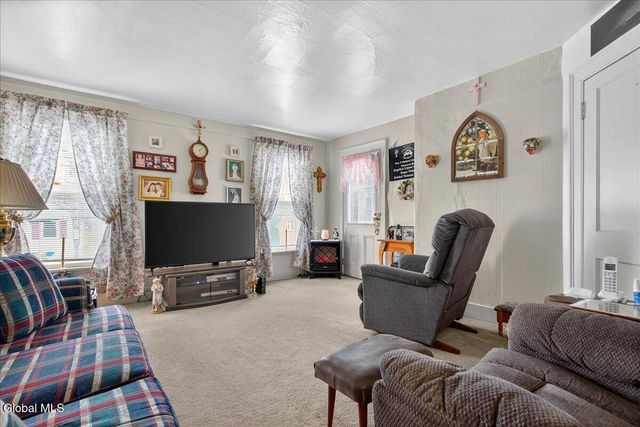 220 Saratoga Avenue, Mechanicville, NY 12118