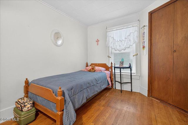 220 Saratoga Avenue, Mechanicville, NY 12118