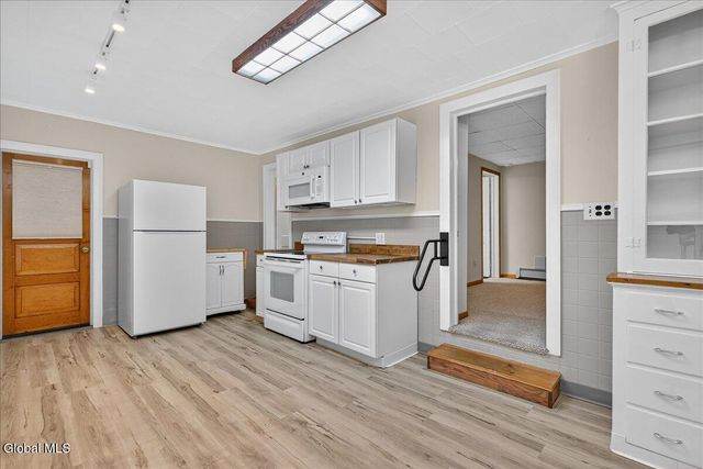 220 Saratoga Avenue, Mechanicville, NY 12118