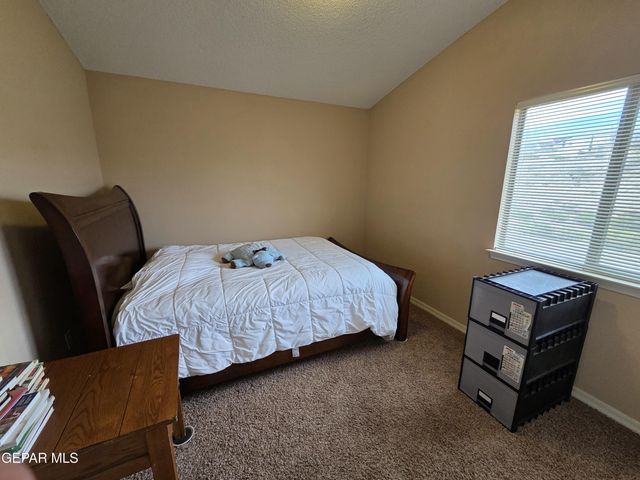 1553 LUZ DE SOL Drive, El Paso, TX 79912