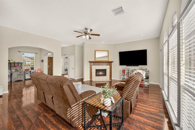 9150 Bastille Way, Frisco, TX 75033